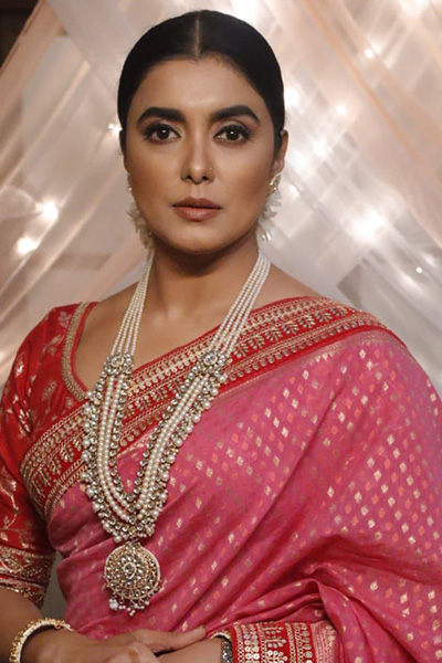 Richa Soni
