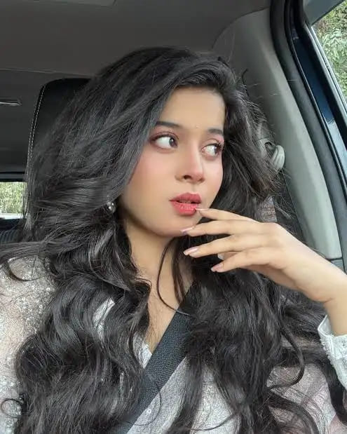 Saachi Tiwari